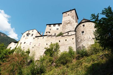 Ortaçağ Kalesi Tures Aurina Vadisi