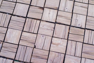 İmitasyon ahşap. Taklit ahşap parke döşeme.