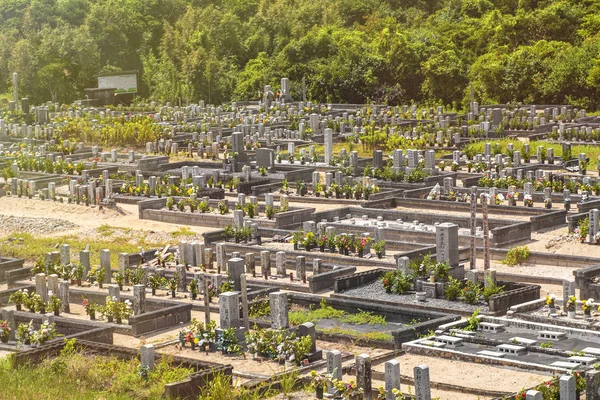 Νεκροταφείο Στην Ιαπωνία Πόλη Του Σχημα Αυγούστου 2018 Ιαπωνικά Περιποιημένο — Φωτογραφία Αρχείου