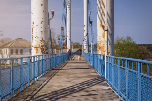 Puente Pasarela Madera Través Del Río — Foto de Stock