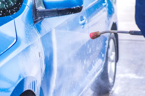 Cleaning Car Using High Pressure Water Manual Car Wash Pressurized — Stock Photo, Image