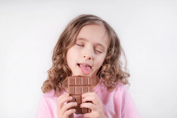 Meisje Chocolade Meisje Een Lichte Achtergrond Met Chocolade Haar Handen — Stockfoto