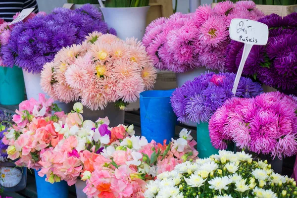 Different Autumn Flowers Sale Central Market Bouquets Prices — Stock Photo, Image