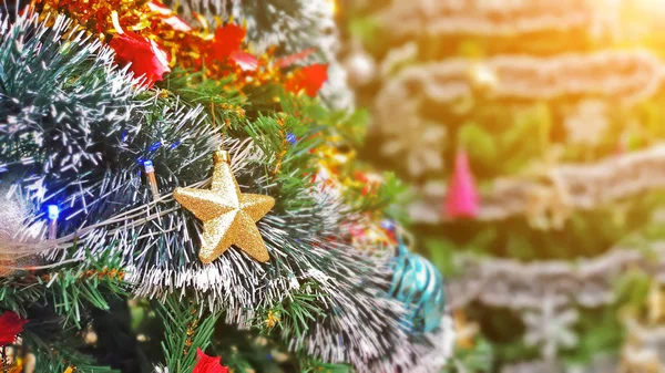 Fechar Decorações Árvore Natal Fundo Ano Novo Decoração Férias Inverno — Fotografia de Stock