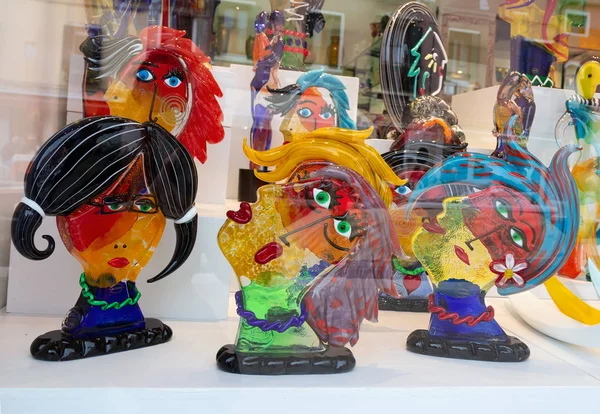 意大利威尼斯 2018年4月15日 穆拉诺岛商店展出的穆拉诺玻璃艺术品 — 图库照片