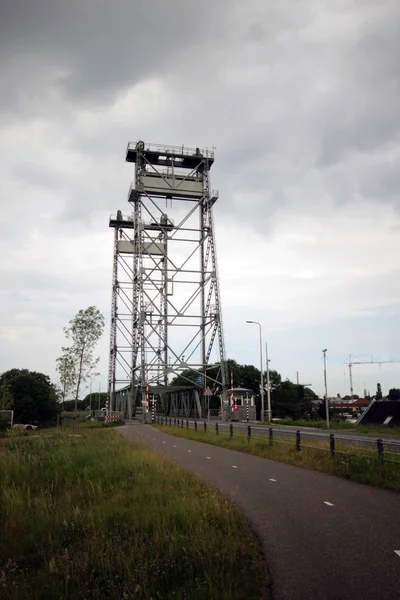 Puente Elevador Vertical Acero Alphen Aan Den Rijn Sobre Canal — Foto de Stock