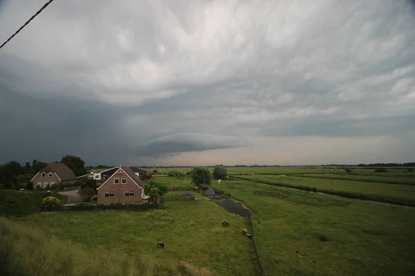Dark Storm Moln Ovanför Floden Och Vall Hollandse Ijssel Moordrecht — Stockfoto