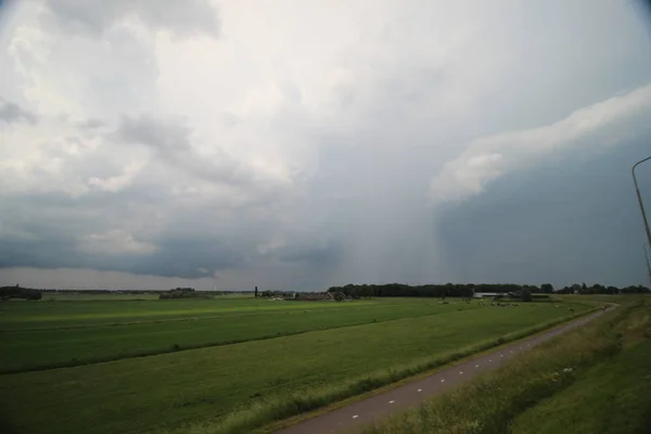 Dark Storm Clouds River Dike Hollandse Ijssel Moordrecht Netherlands — Stock Photo, Image