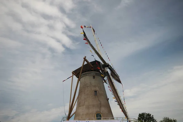 Wiatrak Haastrecht Wzdłuż Hollandse Ijssell Flagi Narodowe Święto Wiatraka Holandii — Zdjęcie stockowe