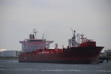 Tanker gemisi Ingrid Knutsen Hollanda Rotterdam bağlantı noktası.