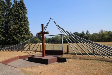Woeste Hoeve Hoenderloo, Hollanda içinde Anıtı. Ss genel Rauter bir başarısız saldırı sonra Germen bu noktada Mart 1945 yılında 117 kişi idam