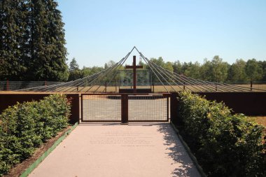 Woeste Hoeve Hoenderloo, Hollanda içinde Anıtı. Ss genel Rauter bir başarısız saldırı sonra Germen bu noktada Mart 1945 yılında 117 kişi idam