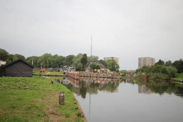 Savak karmaşık Gojanverwellesluis nehir Hollandsche IJssel Gouda nerede gelgit nehir Hollanda Kanal değişir