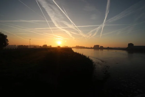 Sunrise Colored Aircraft Trails Fog Meadows Dyke River Hollandsche Ijssel — Stock Photo, Image