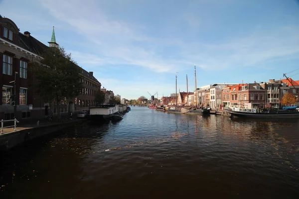 Старовинні Будівлі Каналів Внутрішнє Місто Місті Лейден Нідерланди — стокове фото