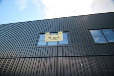 Ticari Emlak insanları Nieuwerkerk aan den Ijssel tutmak için elektrik kabloları