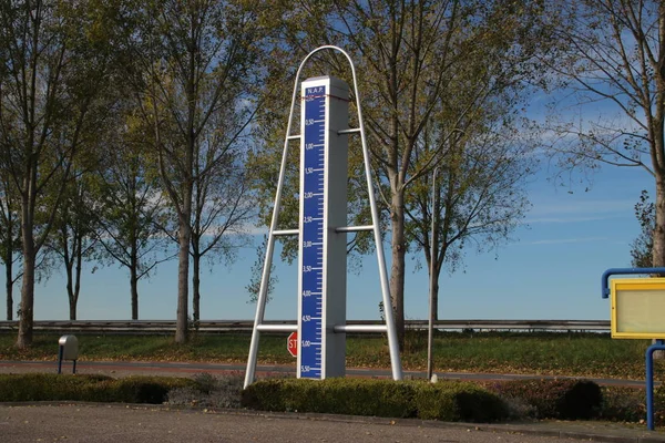 Estátua Estrada A20 Para Marcar Ponto Mais Baixo Dos Países — Fotografia de Stock