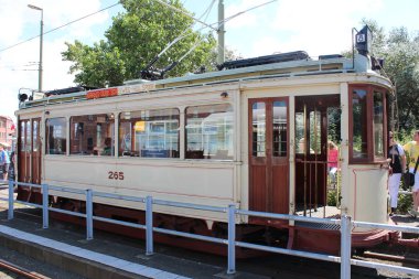 Eski Htm tramvay yapı 1920 yılında restaurated ve Lahey Müzesi seyahatler için kullanılan Hawa adlı 