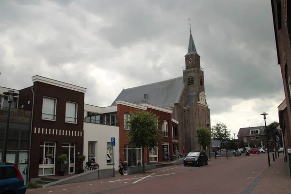 Селища Головна Вулиця Реформаторської Церкви Hervormde Gemeente Moerkapelle Нідерландах Село — стокове фото