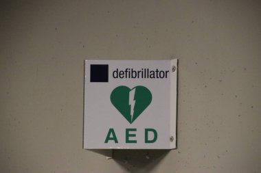 En düşük Aed defibrillater Den Haag Merkez İstasyonu platformunda kayıt