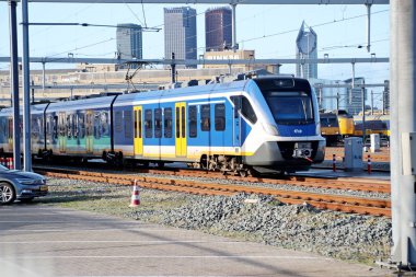 Tren emplacement Den Haag birkaç trenler ile Hollanda'da binckhorstweg