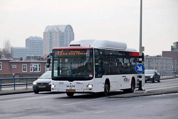 Місцевий Автобус Вокзалі Den Haag Центральний 1058 Ряд Htm Шуму — стокове фото