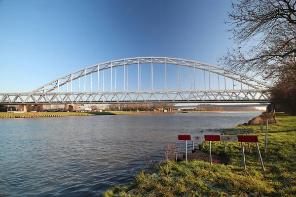 Brug Kanaal Genaamd Amsterdam Rijnkanaal Houten Ochtendzon Dit Kanaal Verbindt — Stockfoto