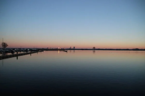 Sunset Memantulkan Air Dari Rottemeren Dan Sungai Rotte Zevenhuizen Dekat — Stok Foto