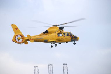 Oo-Nhu Eurocopter olarak 365n3 Dauphin, Hollanda Rotterdam Sar eylem için platform bırakarak sahil