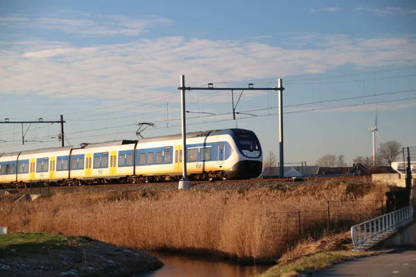 Type Navette Locale Slt Moordrecht Dans Soleil Soir Entre Haye — Photo