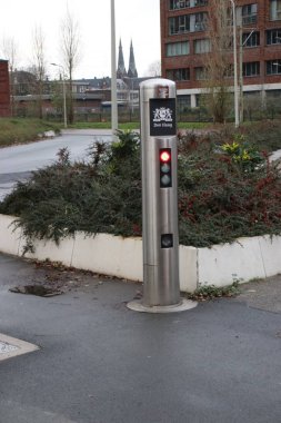 Lahey sokaklarında otomatik kutup için uyarmak için kırmızı ışık işareti ) 