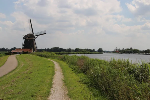 Větrné Mlýny Jako Systém Pro Pumpu Vody Tweemanspolder Zevenhuizen Nizozemsku — Stock fotografie