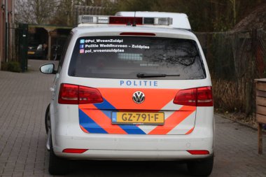 Hollanda'da Moordrecht'te meydana gelen olayda polis arabası