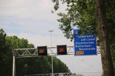 Hollanda'da nieuwerkerk aan den Ijssel karayolu A20 bakım