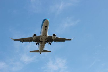 Ph-Exp Klm Cityhopper Embraer Erj-175std Uçak Hollanda Amsterdam Schiphol havaalanında Polderbaan 36l-18r iniş