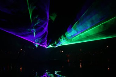 Hollanda, Nieuwerkerk aan den Ijssel - 21 Eylül 2019 - Küçük gemiler geçit töreni ile kamu sokak ve su kamu ücretsiz olay sırasında Lazer gösterisi