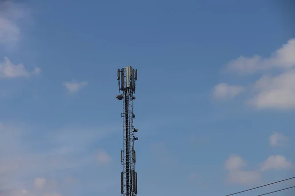 Installation Antenne Sur Tour Pour Communication Mobile Qui Peut Être — Photo