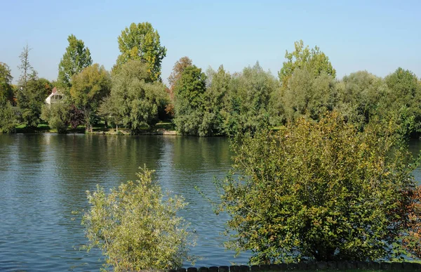 Les Mureaux Frankrike September 2011 Seine Riverside — Stockfoto