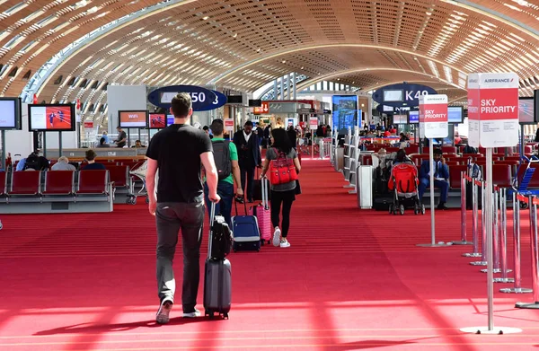 Roissy Frankrike Maj 2017 Paris Charles Gaulle Flygplatsen — Stockfoto