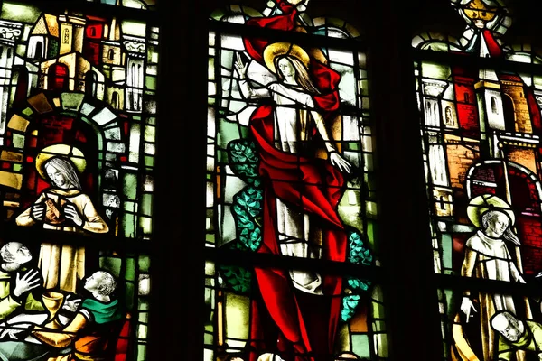 Бомон Роже Франція Червня 2017 Року Вікна Вітражів Церкві — стокове фото