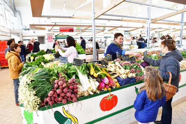 Croisic Francie Duben 2017 Potraviny Trh — Stock fotografie