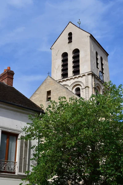 ヴェルヌイユ シュル セーヌ フランス 2017 マルタン教会 — ストック写真