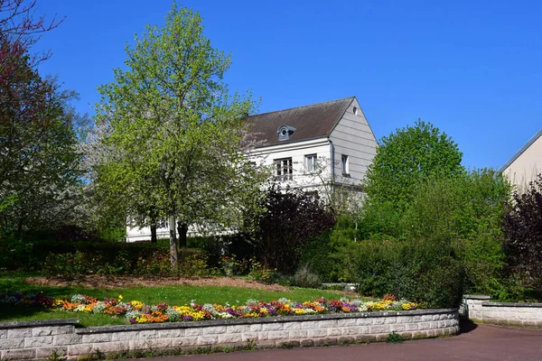 Verneuil Sur Seine Frankrike April 2017 Pittoreska Centrum — Stockfoto