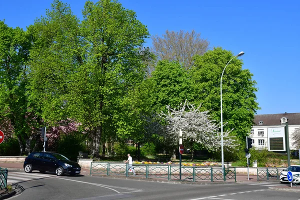 Verneuil Sur Seine Frankrike April 2017 Pittoreska Centrum — Stockfoto