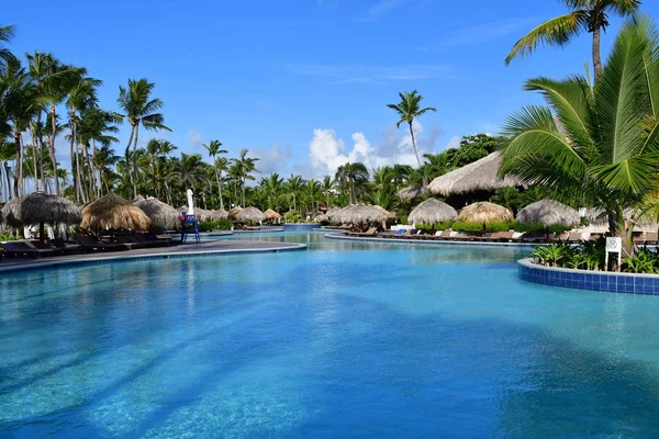 多米尼加共和国蓬塔纳 2017年5月28日 酒店的游泳池 — 图库照片