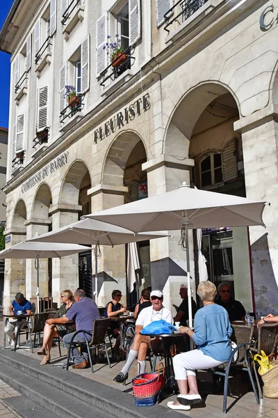 Saint Germain Laye França Agosto 2016 Bar Pitoresco Perto Praça — Fotografia de Stock