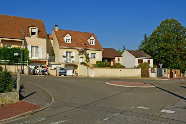 Verneuil Sur Seine França Outubro 2017 Centro Cidade Verão — Fotografia de Stock