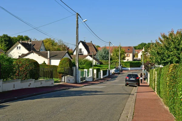 Verneuil Sur Seine Franciaország Október 2017 Város Központjában Nyári — Stock Fotó