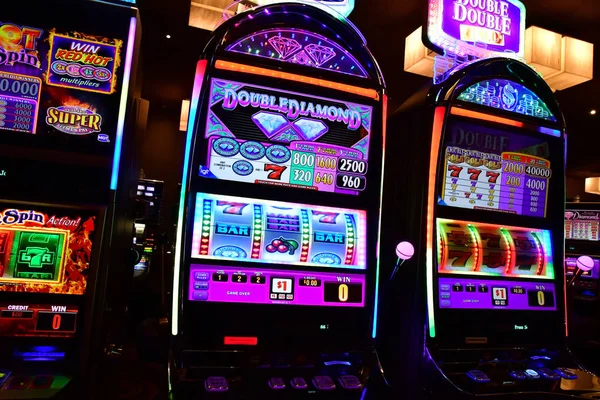 Las Vegas Usa Červenec 2016 Hrací Automaty Luxusní Kasino Hotel — Stock fotografie