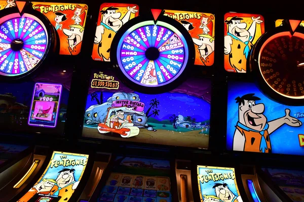 Las Vegas Estados Unidos Julio 2016 Máquinas Tragamonedas Lujoso Casino —  Fotos de Stock